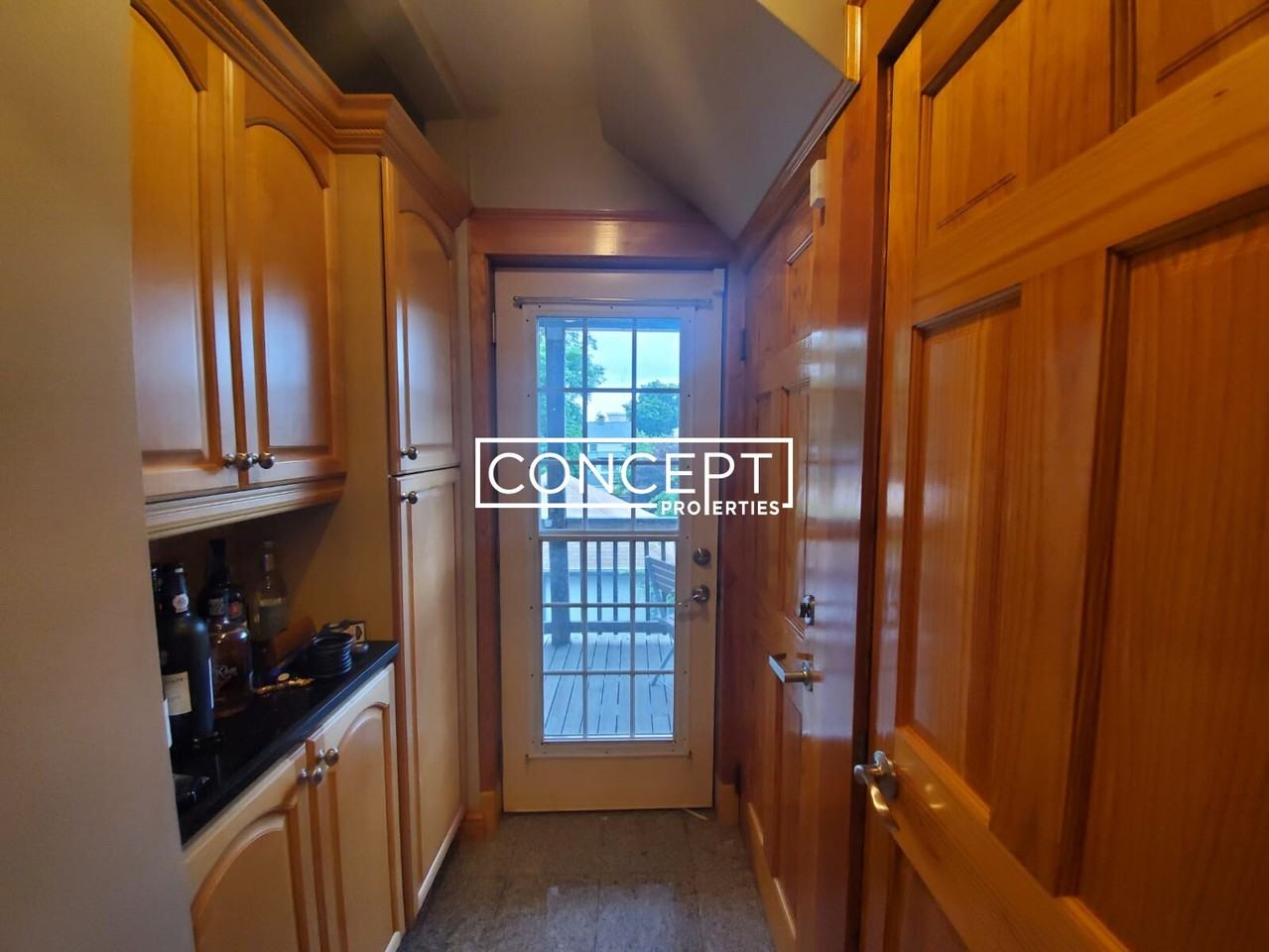 59 Court St #2 - Photo 3 of 27