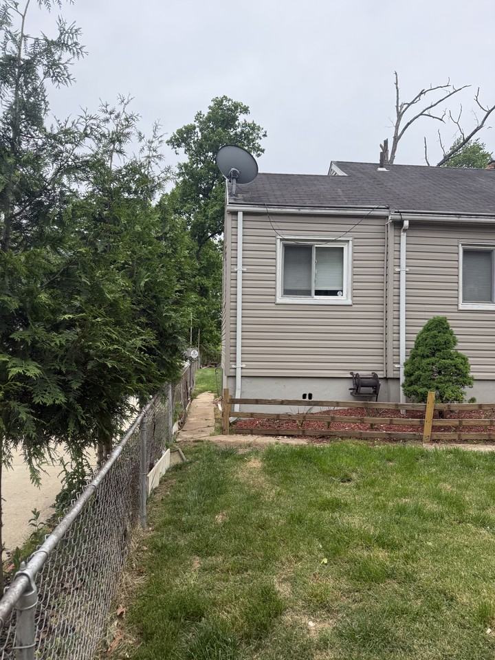 7727 Emerson Rd #NA - Photo 7 of 37