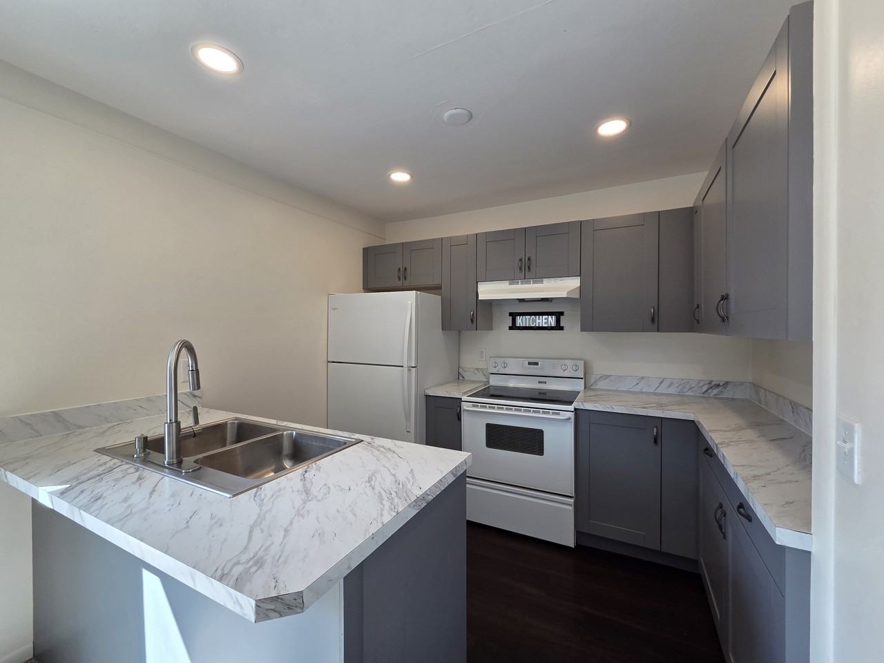 11975 Hall Rd #NA - Photo 7 of 30