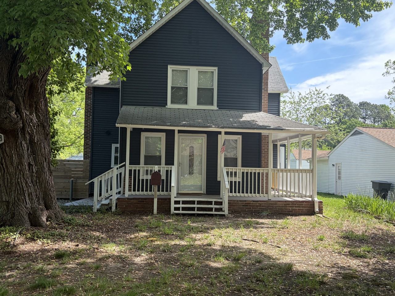 428 Lucas Creek Rd - Photo 2 of 50