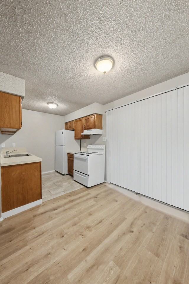 1614 Kelly Dr - Photo 4 of 13