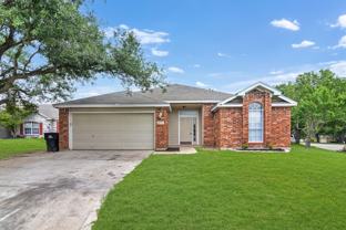 802 Hartrick Cir - Photo 1 of 1