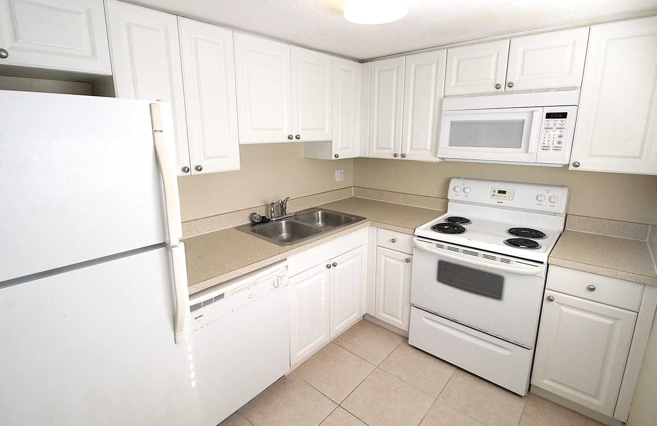 5310 26th St W #1105 - Photo 2 of 16