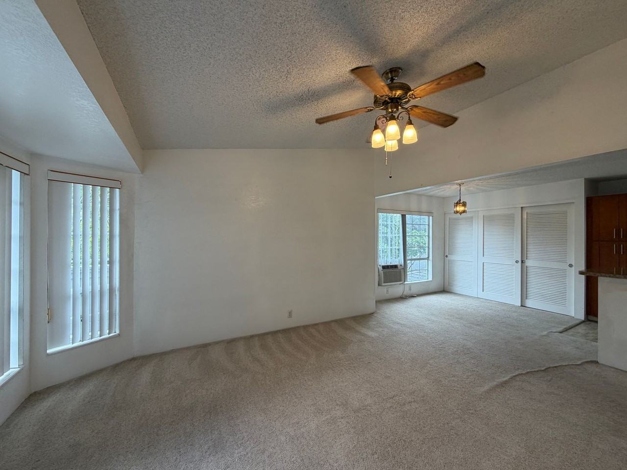 528 Mananai Pl - Photo 3 of 15