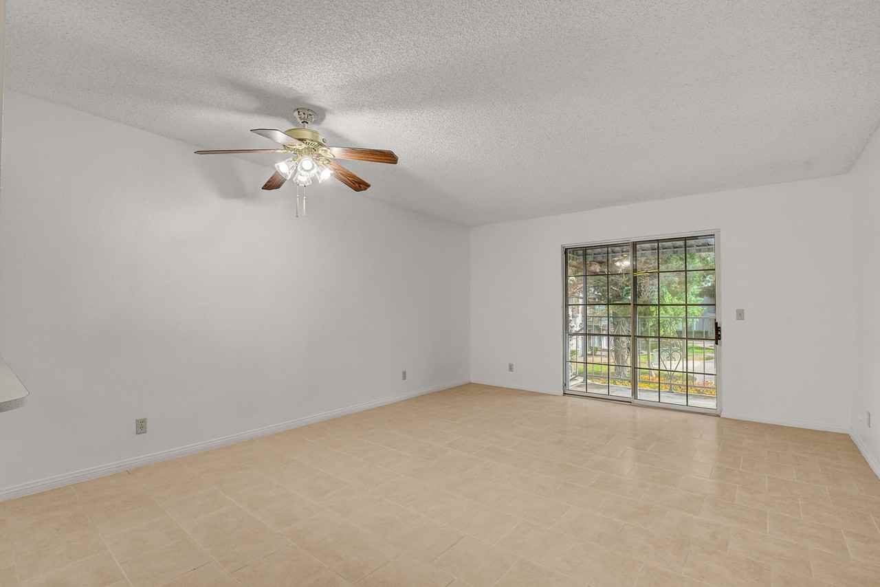 3823 S Maryland Pkwy #10 - Photo 7 of 37