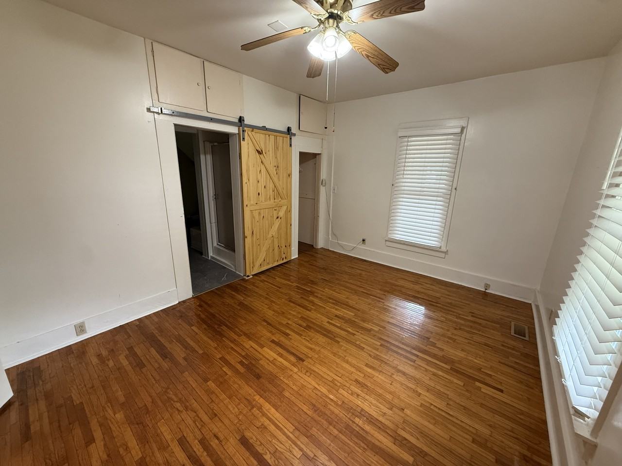 318 W Gay St #A - Photo 7 of 10