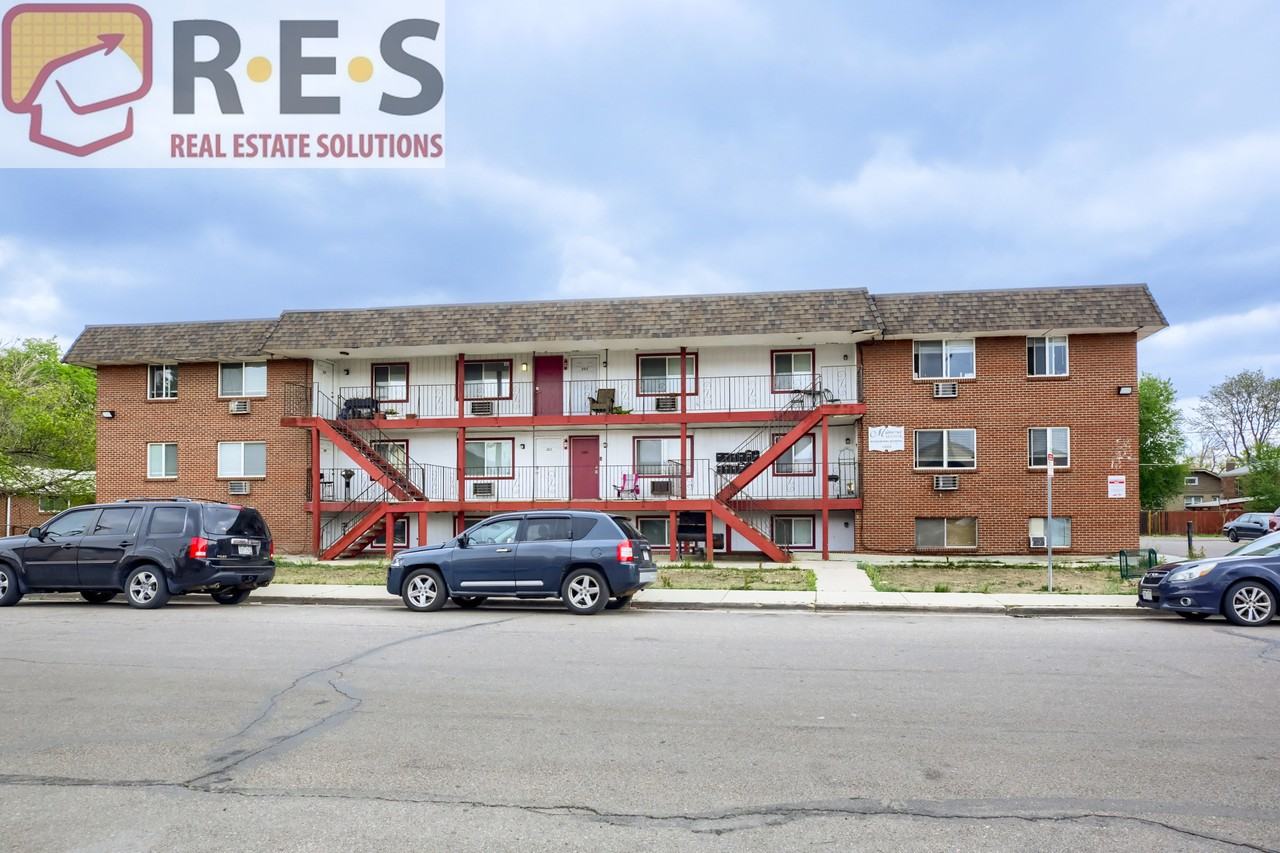 1080 S Eliot St #302