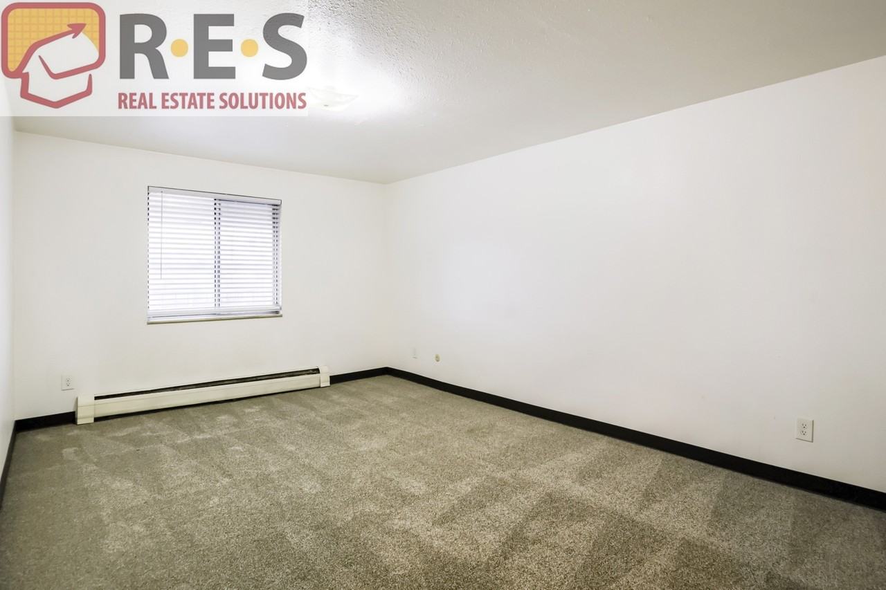 1080 S Eliot St #302 - Photo 7 of 9
