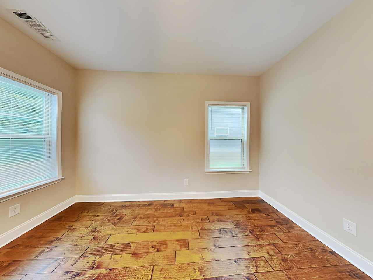 513 Kirkland Dr - Photo 3 of 19