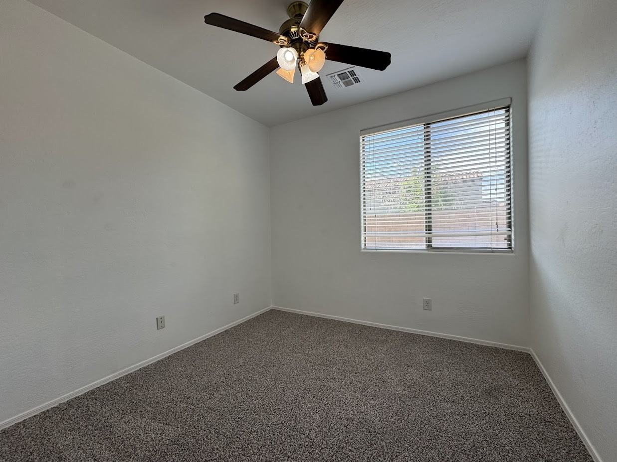 3686 E Yeager Dr - Photo 6 of 12