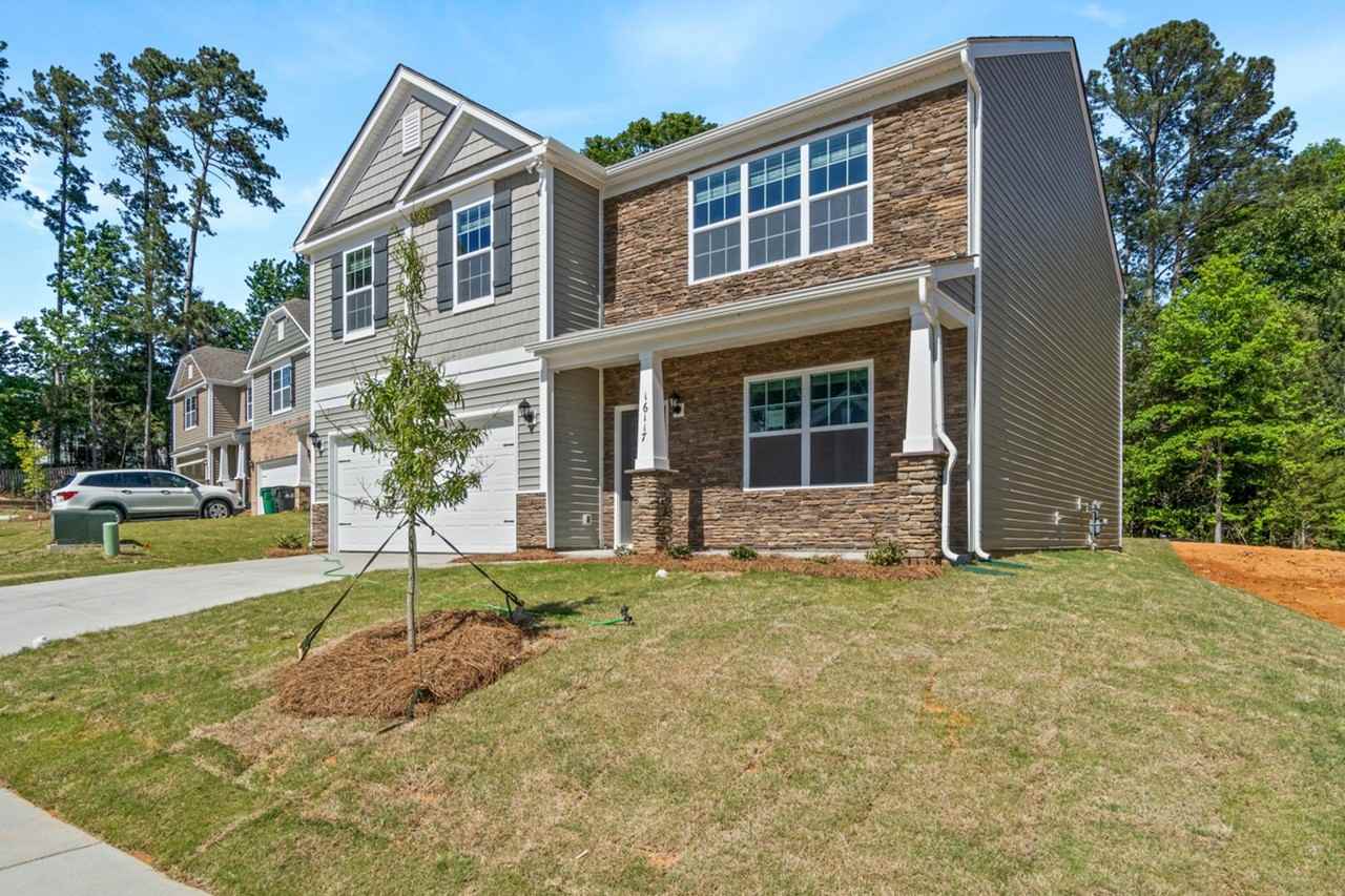 16117 Trenton Green Ln - Photo 2 of 40