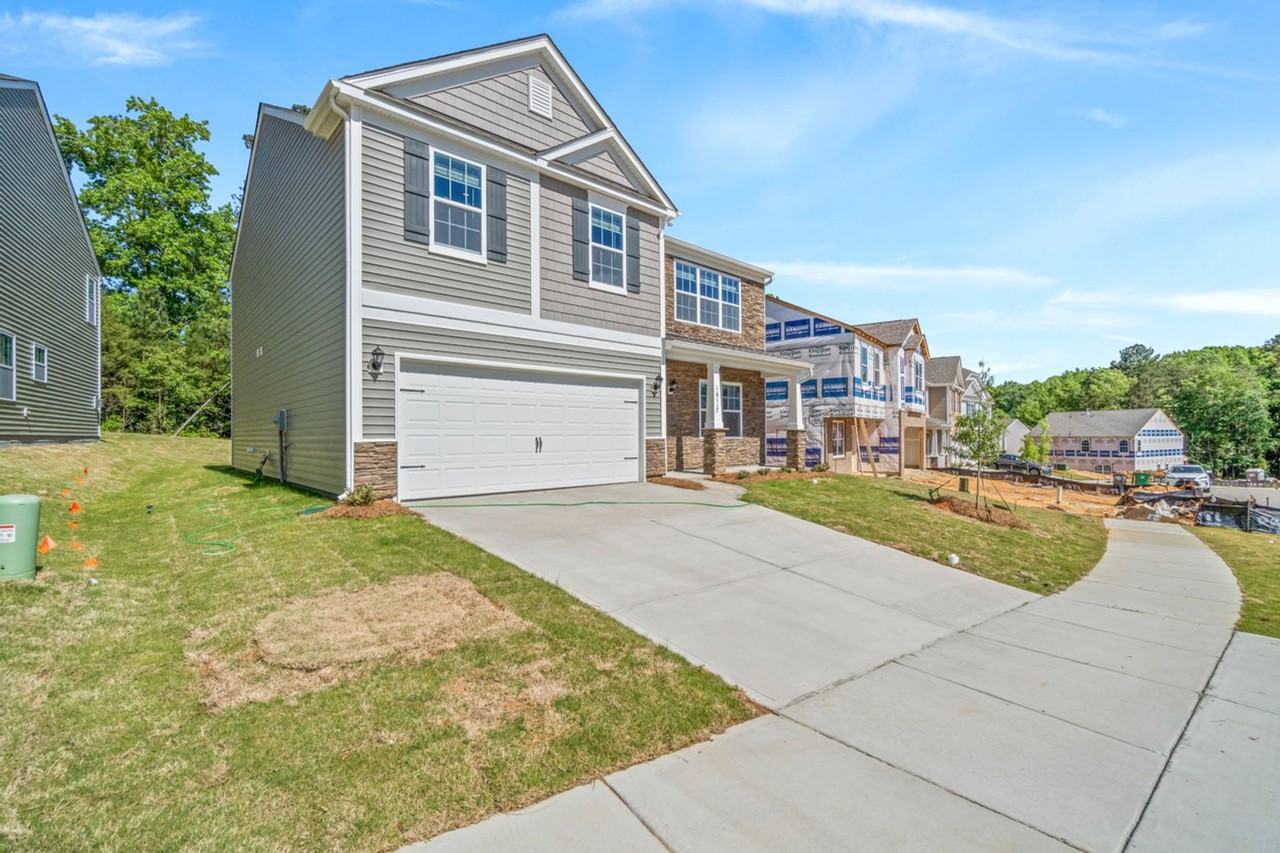 16117 Trenton Green Ln - Photo 3 of 40