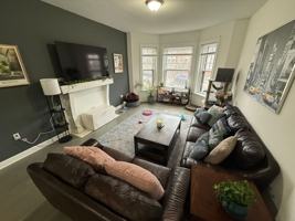 featured image of 2813 E Belleview Pl