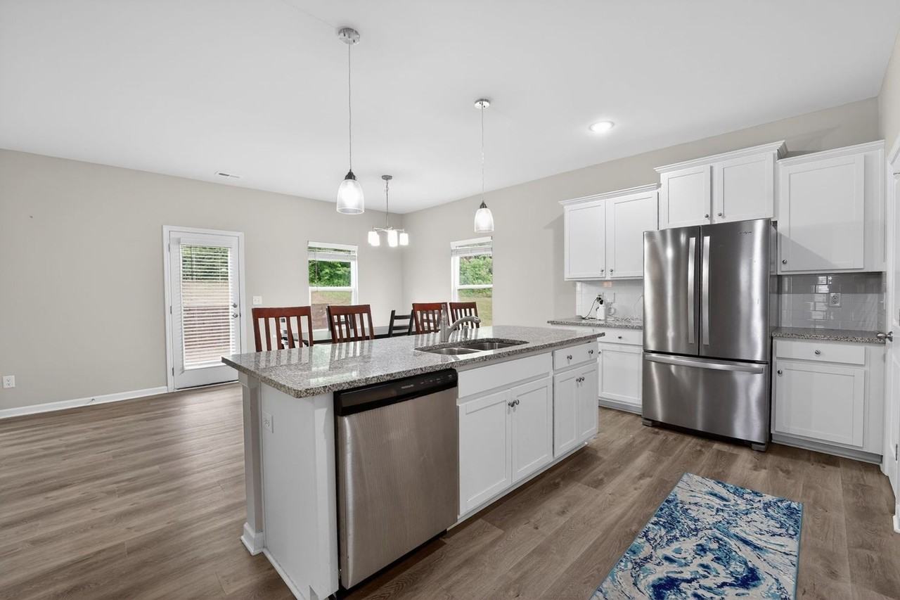 5917 Neck Rd - Photo 6 of 31