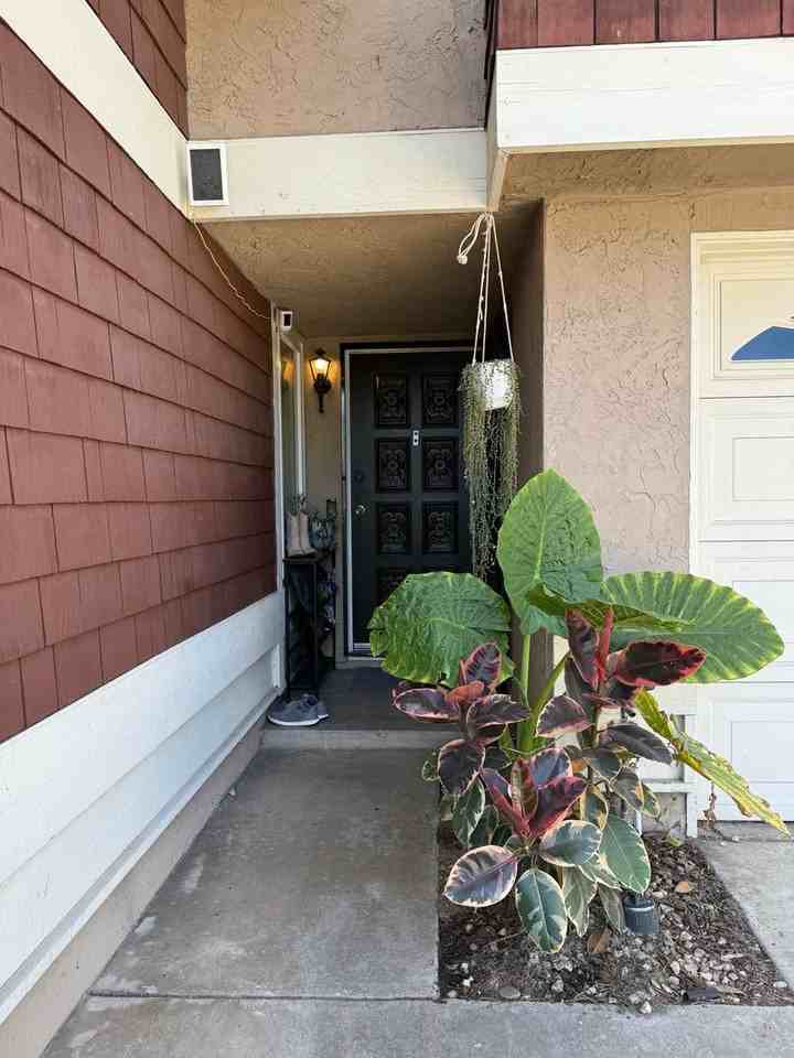 2368 Fulham Way - Photo 2 of 25