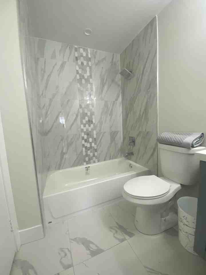 Villas at Windmill Point - Photo 7 of 50