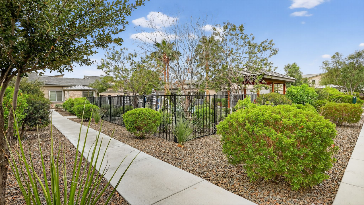 Grandstone at Sunrise - Photo 4 of 21