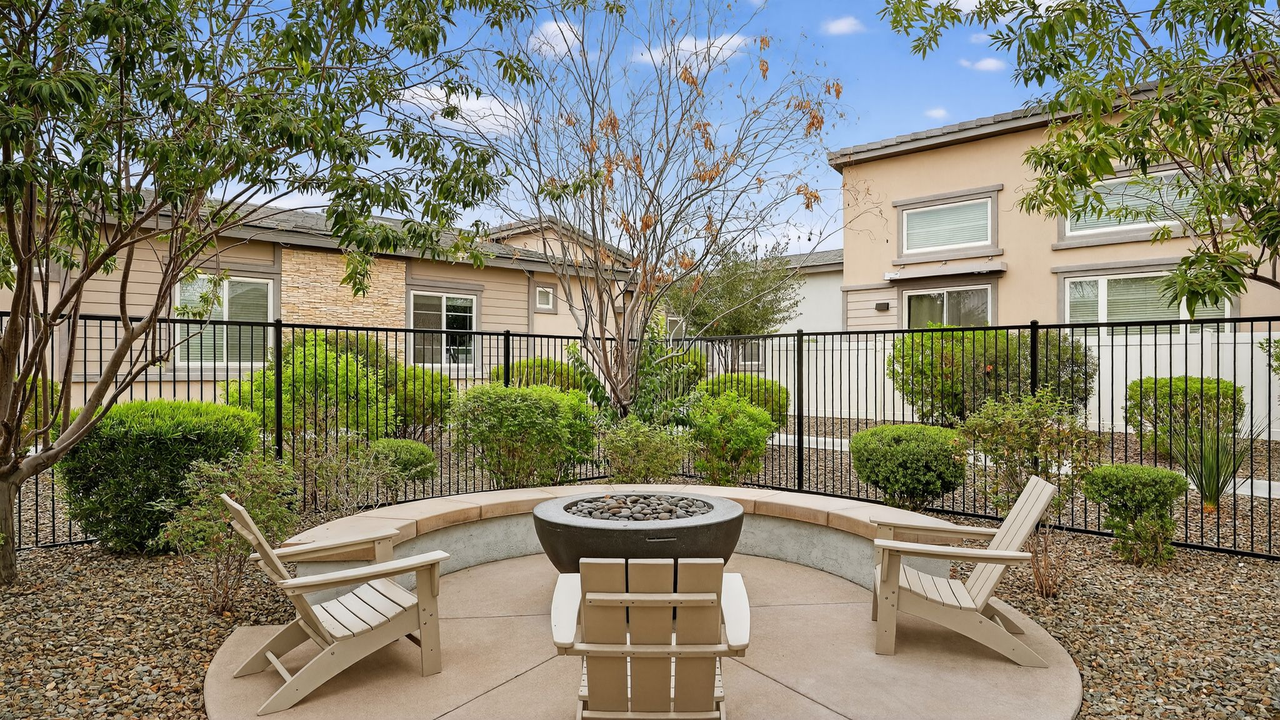 Grandstone at Sunrise - Photo 7 of 21