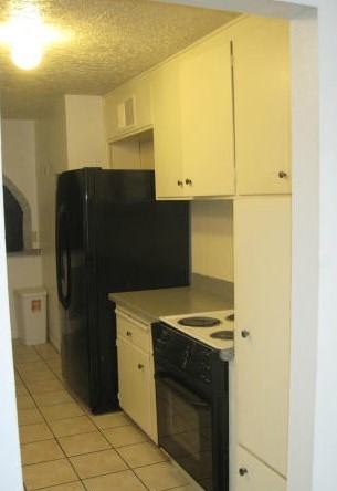 1228 S Mckemy St - Photo 2 of 15