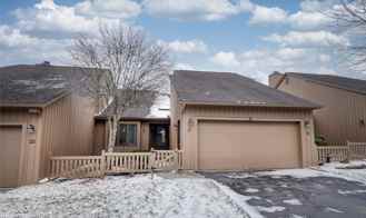 23 Sky Ridge Dr - Photo 1 of 1