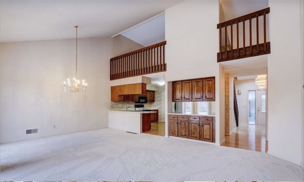 23 Sky Ridge Dr - Photo 7 of 18