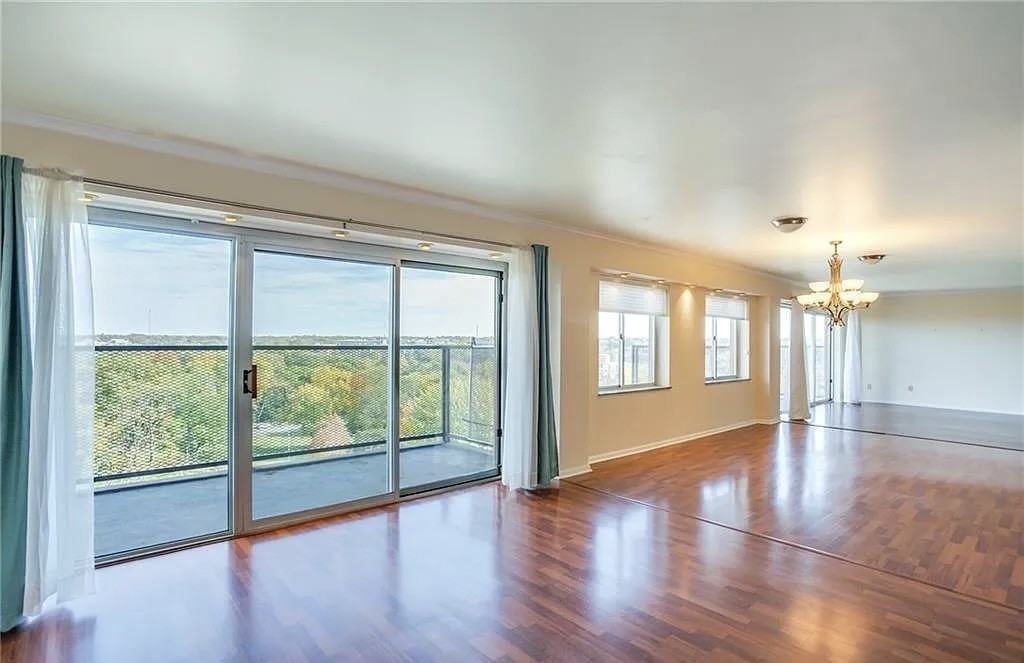 4550 Warwick Blvd #703-04 - Photo 3 of 16