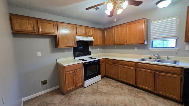 7104 Olive Ridge Dr - Photo 5 of 16