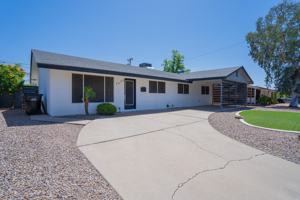 featured image of 3625 N Hayden Rd