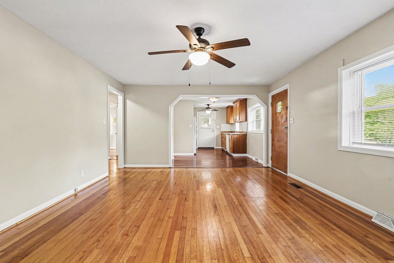 534 N Fayetteville St - Photo 3 of 23