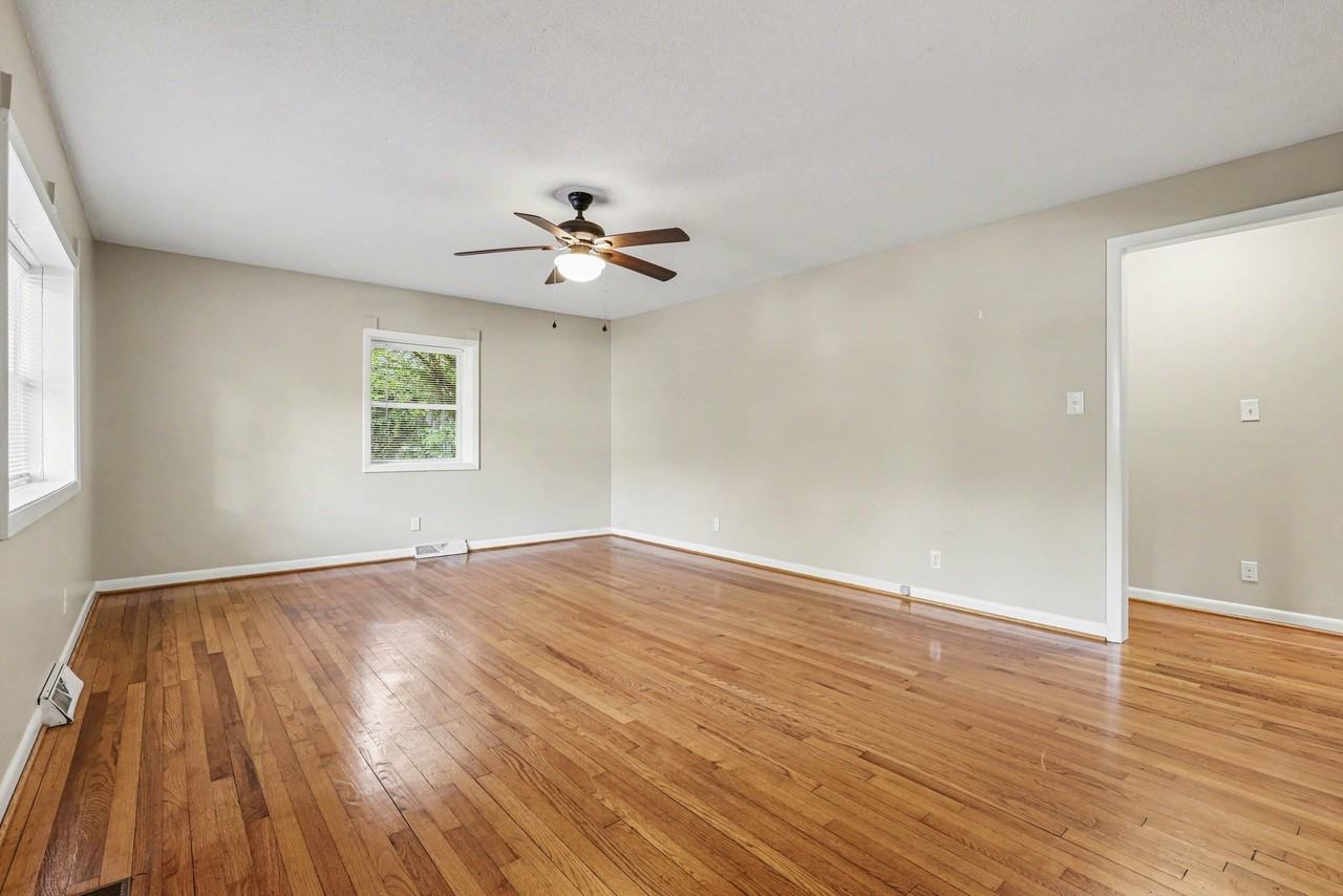 534 N Fayetteville St - Photo 7 of 23