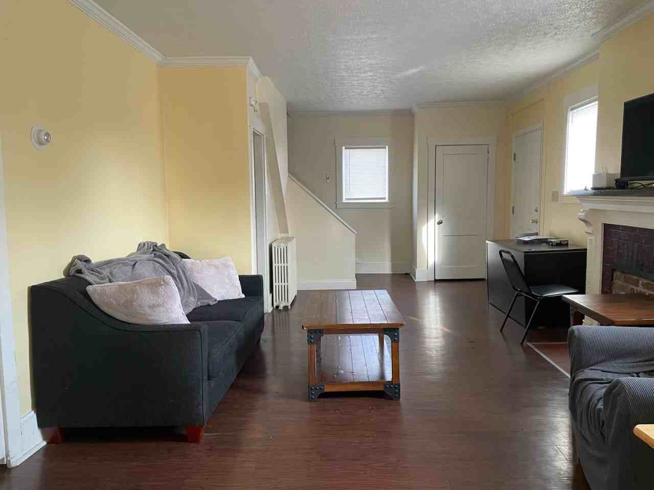 974 Oakland Ave - Photo 7 of 50