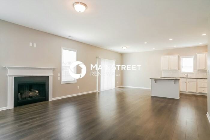 212 S Kramer Path - Photo 2 of 17