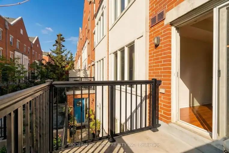 70 Munro St #3 - Photo 2 of 17