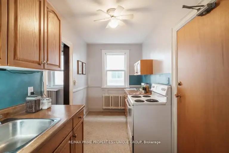 3 Bonfield Ave - Photo 7 of 9
