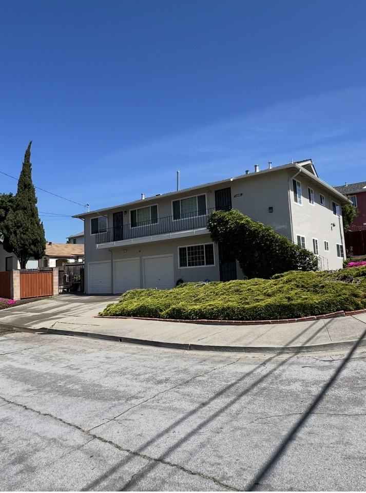 15880 Marcella St #3 - Photo 2 of 12
