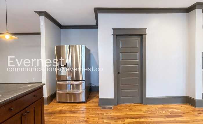 1226 Sigler St - Photo 5 of 31