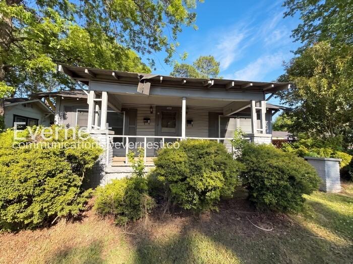 1233 Elm Ave #A