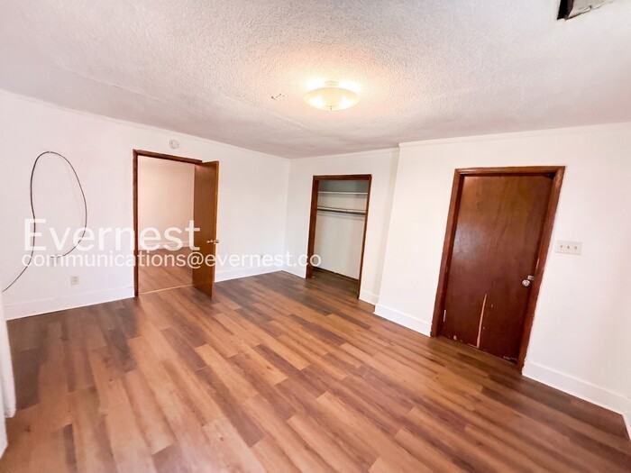 1233 Elm Ave #A - Photo 6 of 15