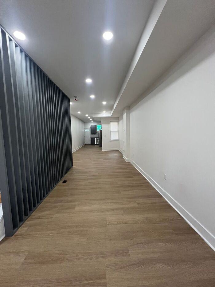 2399 Guilford Ave - Photo 5 of 24