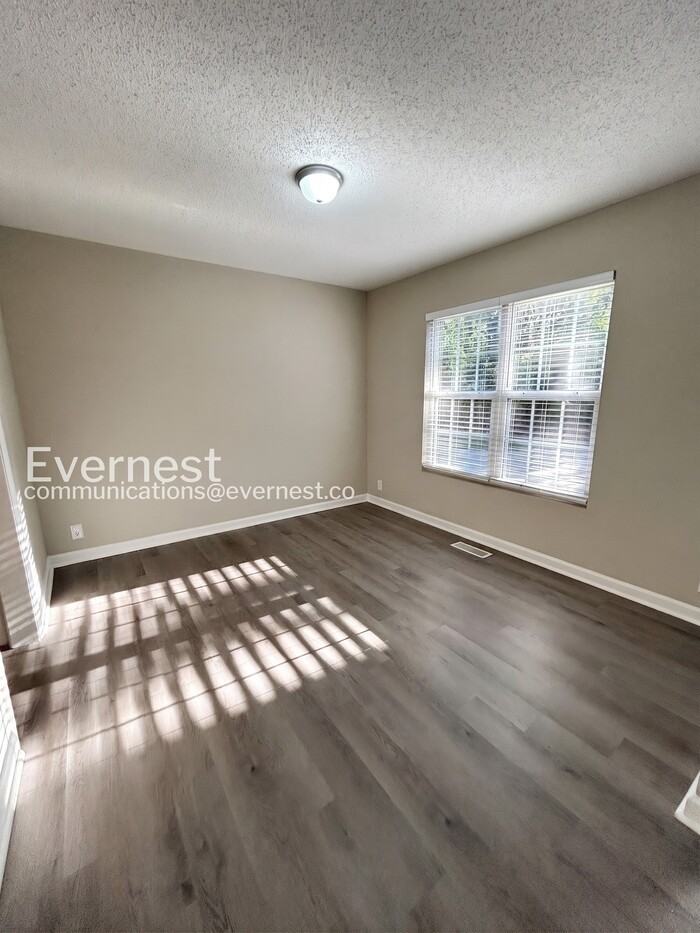 3612 Mizell Rd - Photo 7 of 37