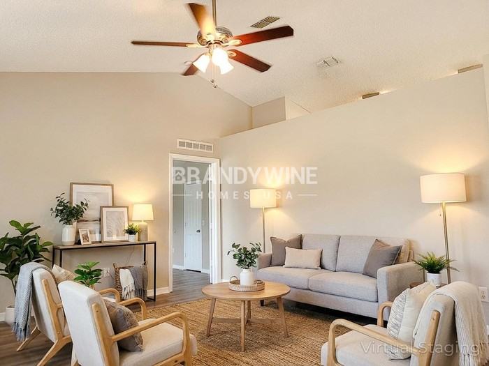 2564 Courtland Blvd - Photo 2 of 43