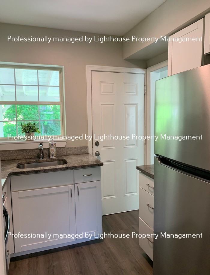 5139 Camille Ave - Photo 3 of 18