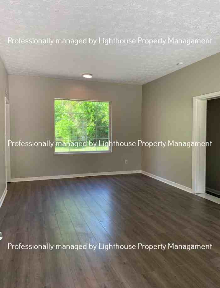 5139 Camille Ave - Photo 5 of 18