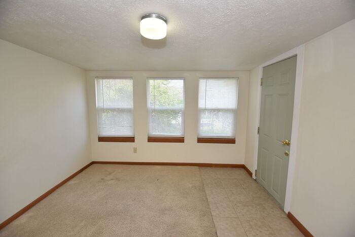 507 Lincolnway E #507 - Photo 3 of 22