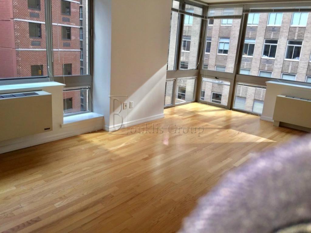 Gold St #2102 - Photo 2 of 6