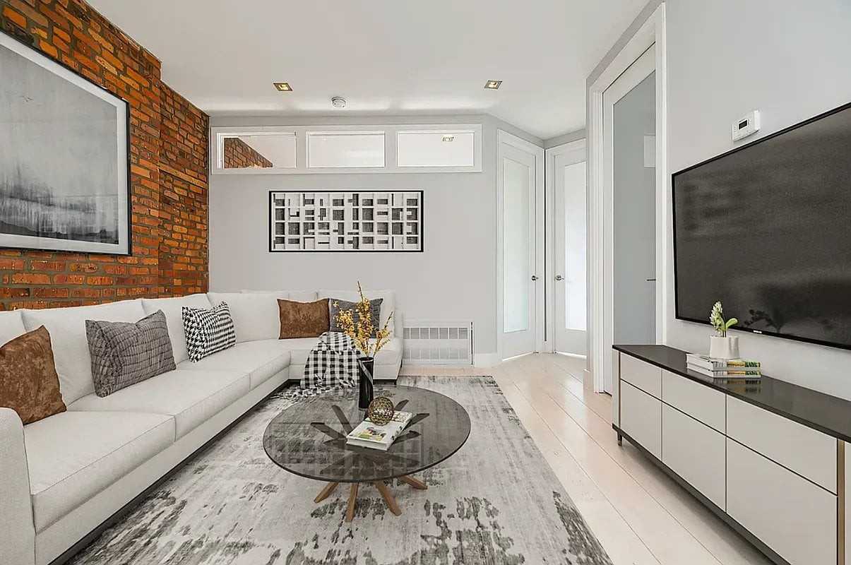 184 Stanton St #4A - Photo 2 of 8