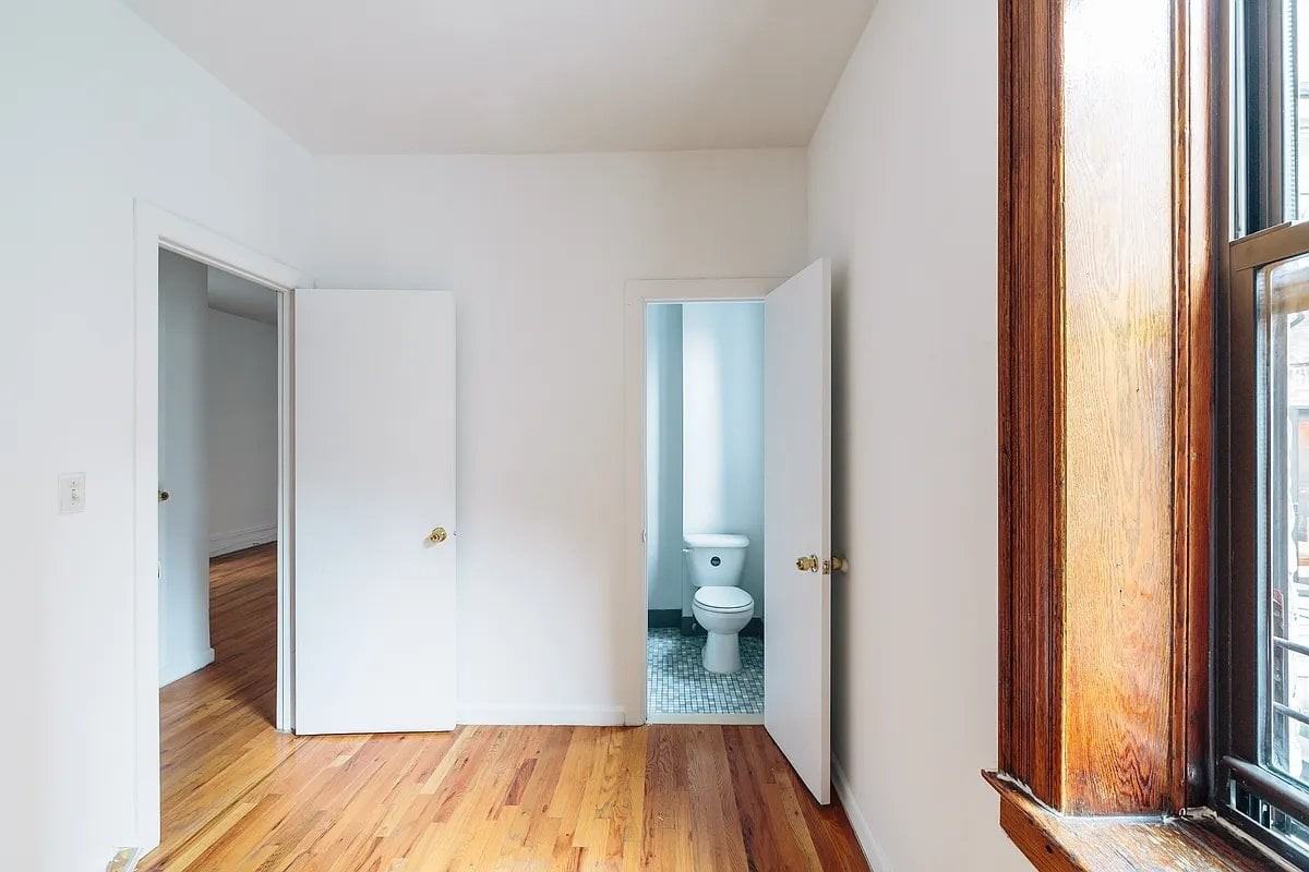 2 Bank St #12A - Photo 4 of 7