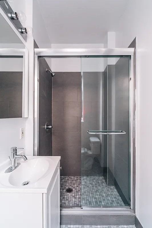 2 Bank St #12A - Photo 6 of 7