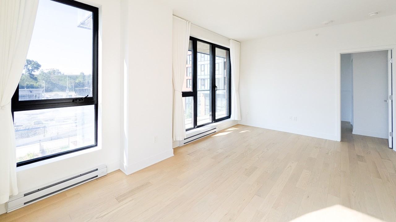 Rue Rue Marie-Charles-Le Moyne #224 - Photo 6 of 38