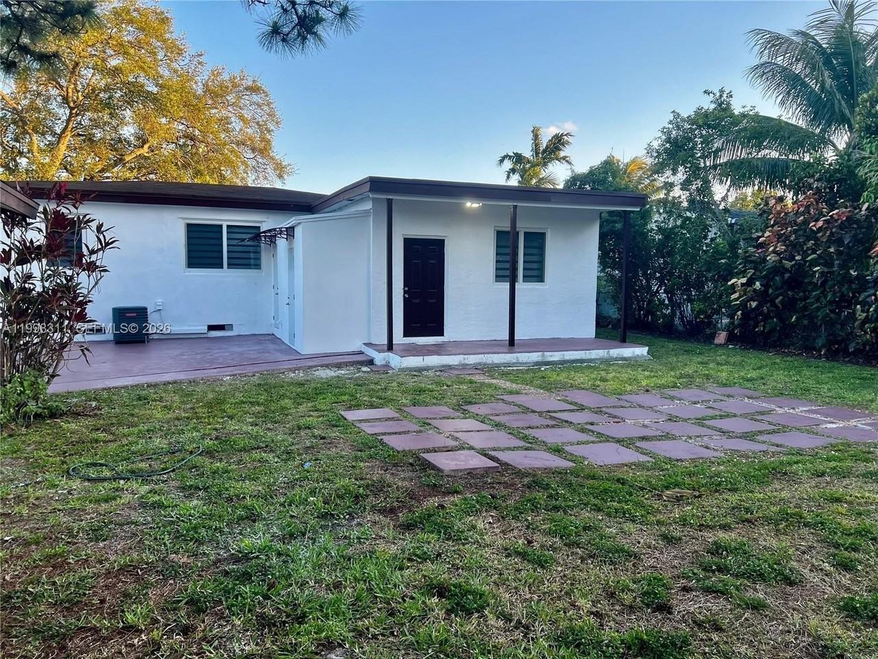 1715 Nw 180th Ter - Photo 3 of 50